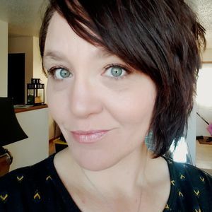 Meet your Posher, Robyn